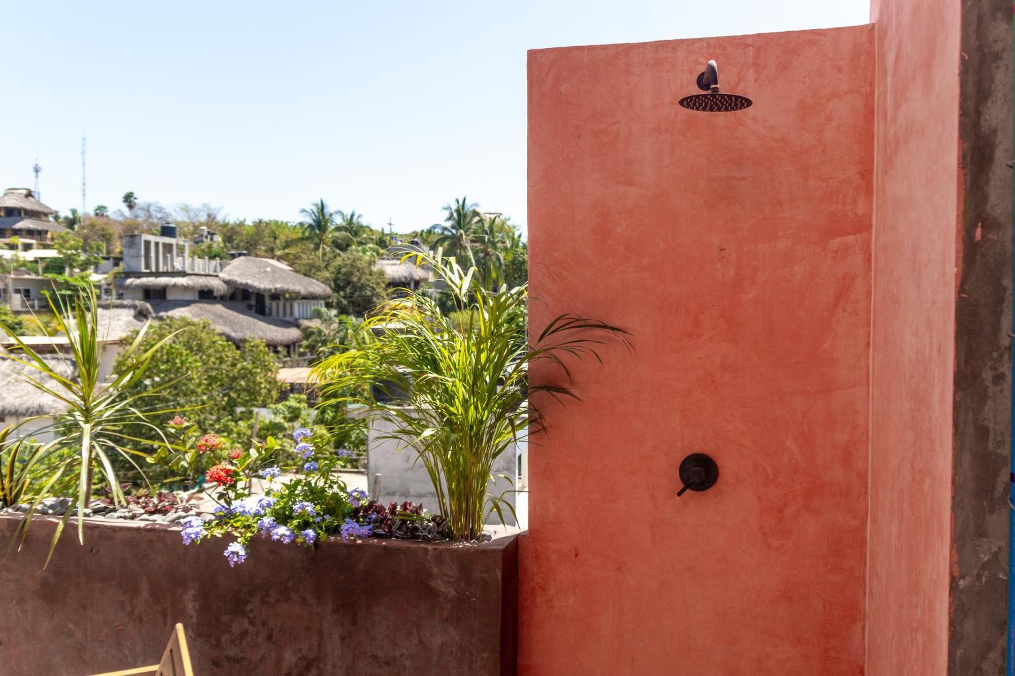 Отель Casa Toro La Punta Brisas de Zicatela Экстерьер фото